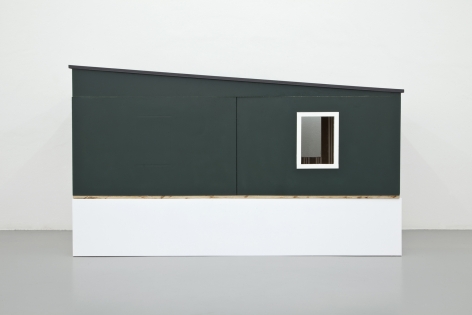 Fredrik V&aelig;rslevUntitled (Black green), 2016House sculpture with two terrazzo paintings House: MDF, ﬁner (plywood), pine, acrylic paint, acrylic spray paint, acrylic transparent varnish with UV-ﬁlter and galvanised screws Painting: Spray paint, turpentine on cotton canvas wooden stretcherHouse: 81 x 203 x 62 cm&nbsp;Paintings: each 44 x 33,5 x 1,8 cm&nbsp;Plinth: 35 x 201 x 62 cm