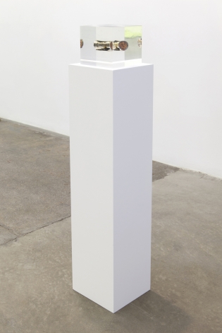 Nina Canell Brief Syllable (compressed), 2014